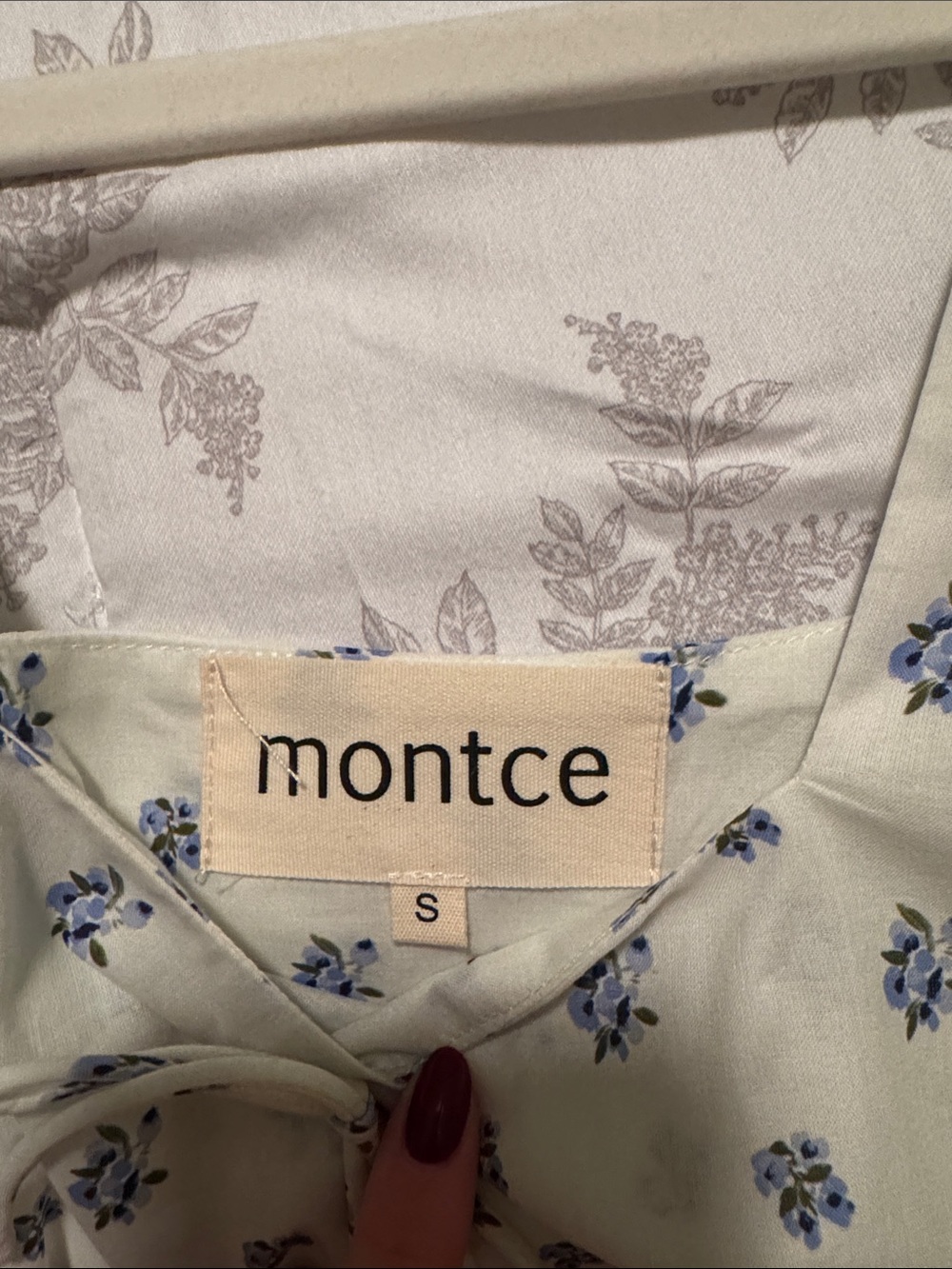 Montce White Floral Lace-Trim Crop Tank Top - Blue Floral - Picture 4 of 4